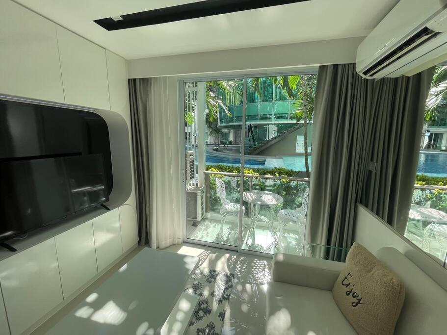 Pangsapuri Stylish With Blazing Fast Fiber Internet, Pool, Sauna, Steam Room, Gym - Guest Friendly Pattaya