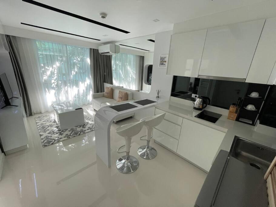 Stylish With Blazing Fast Fiber Internet, Pool, Sauna, Steam Room, Gym - Guest Friendly Pangsapuri *
