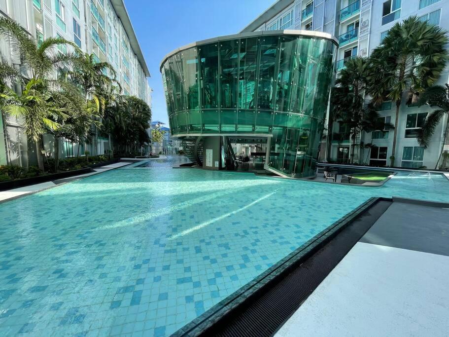 Stylish With Blazing Fast Fiber Internet, Pool, Sauna, Steam Room, Gym - Guest Friendly Pangsapuri