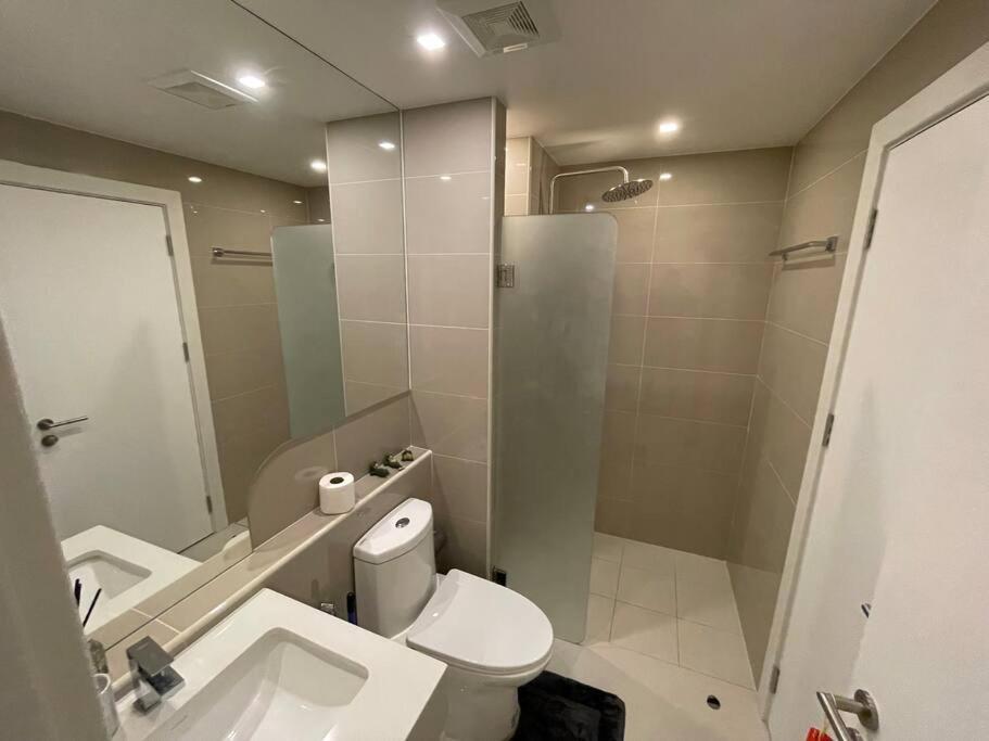 Pangsapuri Stylish With Blazing Fast Fiber Internet, Pool, Sauna, Steam Room, Gym - Guest Friendly *